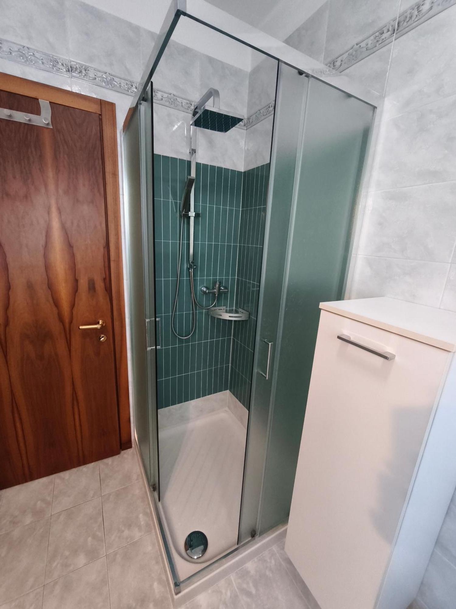 Suite Francy Panorama Bardolino Exterior photo